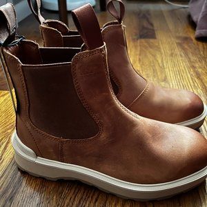 Sorel Waterproof Chelsea Boot NWT